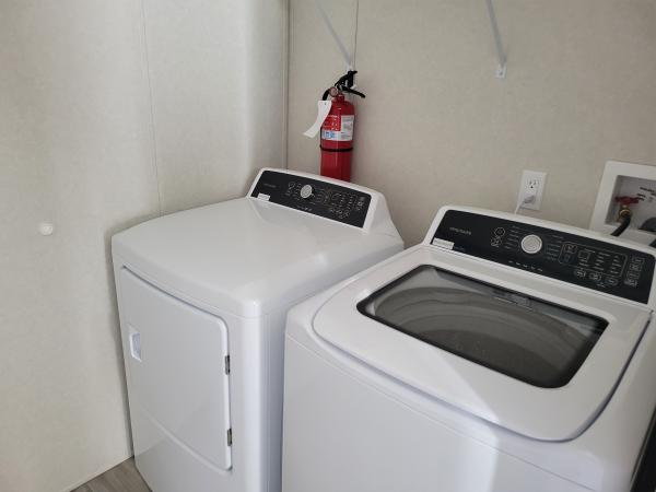2023 Clayton 6016-E711 Pulse  Home