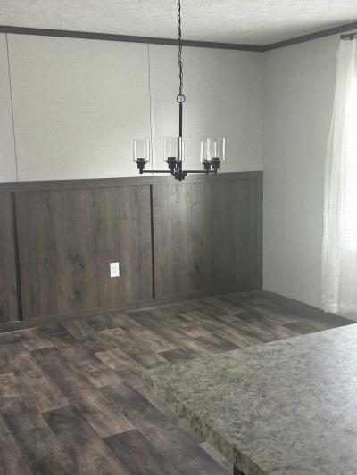 Photo 5 of 13 of home located at 204 Apollo Court Martinsburg, WV 25405