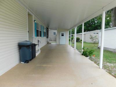 Photo 2 of 33 of home located at 38129 Woodgate Lane Zephyrhills, FL 33542