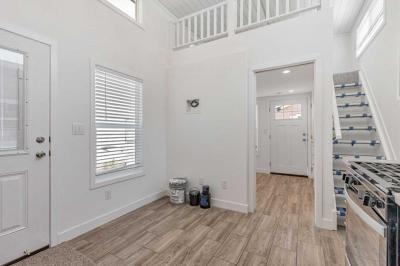 Photo 5 of 10 of home located at 111 Barnard Ave. #15 San Jose, CA 95112