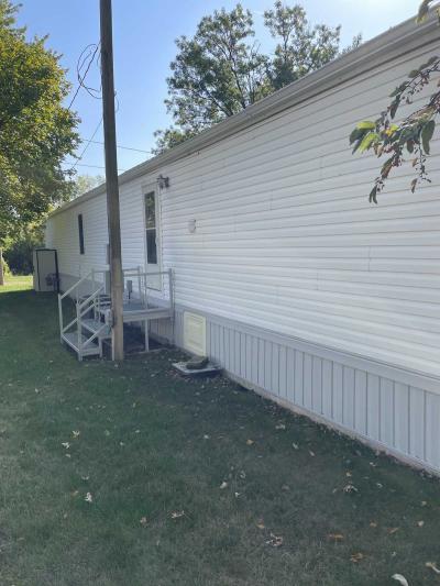 Photo 4 of 14 of home located at 3045 N Dorothy Port Clinton, OH 43452