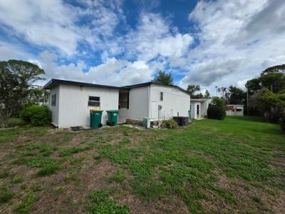 Photo 3 of 4 of home located at 33 Lavender Lane Eustis, FL 32726