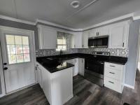 1976 SOUT Manufactured Home
