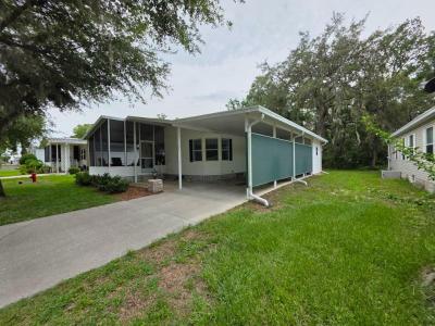 Photo 2 of 21 of home located at 32 Conquistador St Leesburg, FL 34748