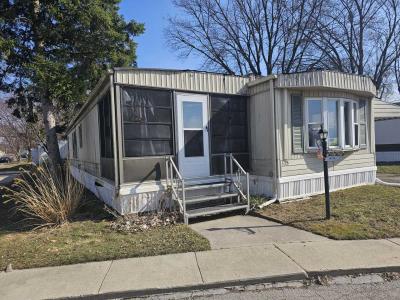 Photo 3 of 14 of home located at 340 S. Reynolds Rd. Lot 175 Toledo, OH 43615