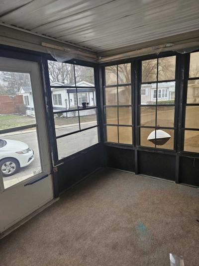 Photo 4 of 14 of home located at 340 S. Reynolds Rd. Lot 175 Toledo, OH 43615