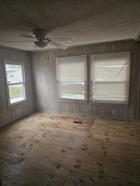 1976 Croydon Manufactured Home