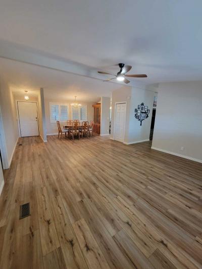 Photo 5 of 16 of home located at 8401 S Kolb Rd #377 Tucson, AZ 85756