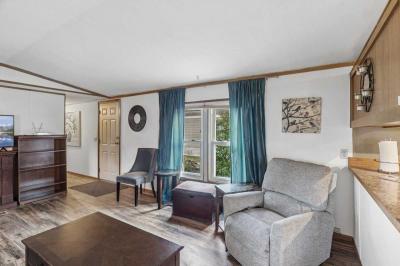 Photo 4 of 17 of home located at 1219 Cougar Lane Maplewood, MN 55119