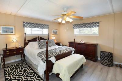 Photo 4 of 28 of home located at 99 La Ronda Tustin, CA 92780