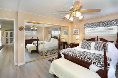 Photo 5 of 28 of home located at 99 La Ronda Tustin, CA 92780