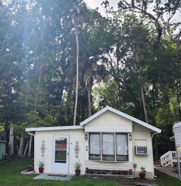 1984  Mobile Home For Sale