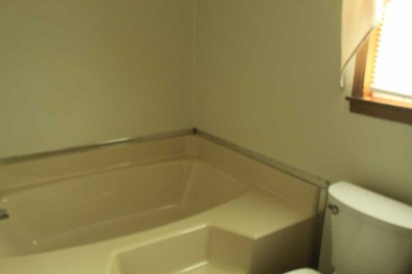 1989 PARKWOOOD............................... Manufactured Home