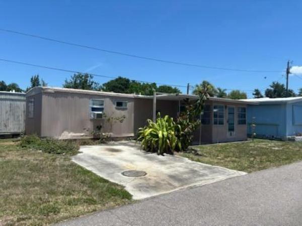 Photo 1 of 2 of home located at 12840 Seminole Blvd Lot 57 Largo, FL 33778