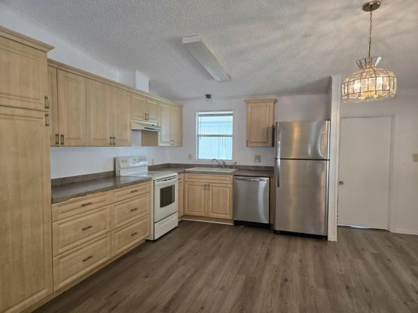 1992 MERI FLHMBL58033327A/B Mobile Home