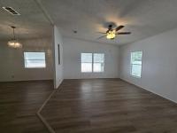 1992 MERI FLHMBL58033327A/B Mobile Home