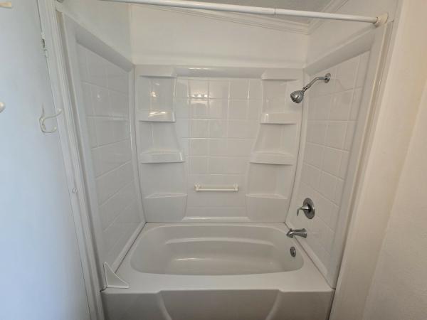 1992 MERI FLHMBL58033327A/B Mobile Home