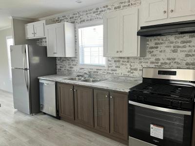 Mobile Home at 2700 Eaton Rapids Rd Box 140 Lansing, MI 48911