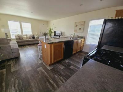 Photo 4 of 11 of home located at 825 N Lamb Blvd, #84 Las Vegas, NV 89110