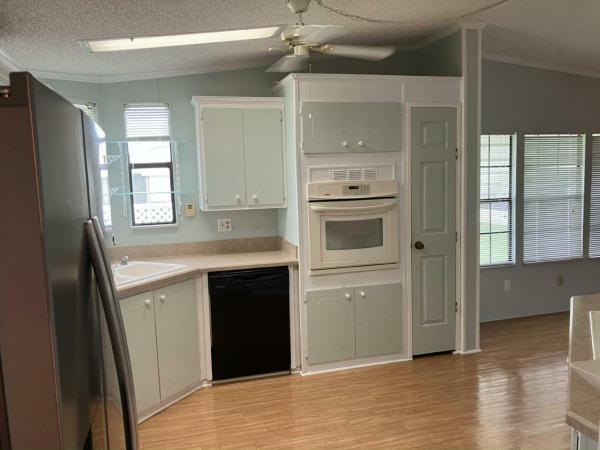 1988 HS Glen Manufactured Home