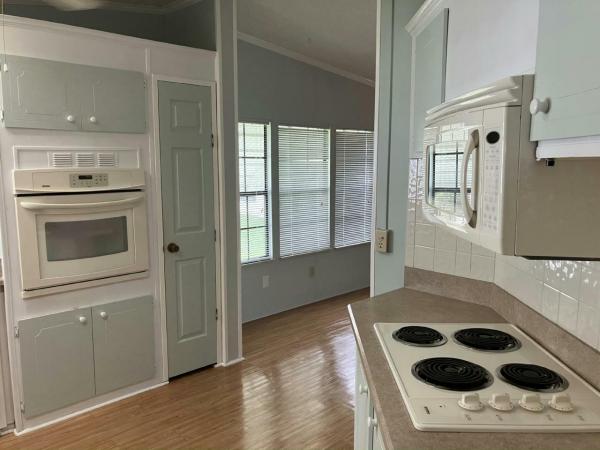 1988 HS Glen Manufactured Home