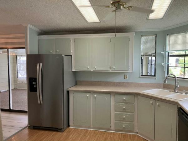 1988 HS Glen Manufactured Home