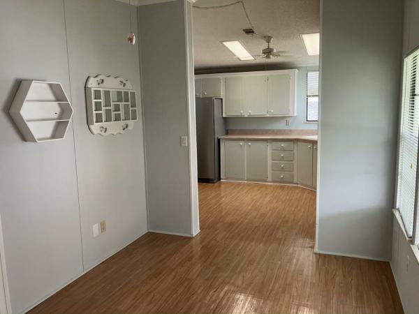 1988 HS Glen Manufactured Home