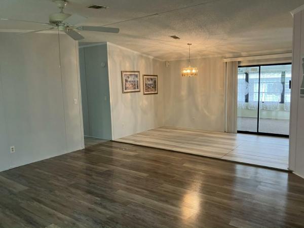 1988 HS Glen Manufactured Home