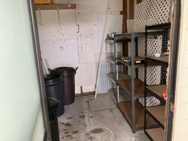 1988 HS Glen Manufactured Home