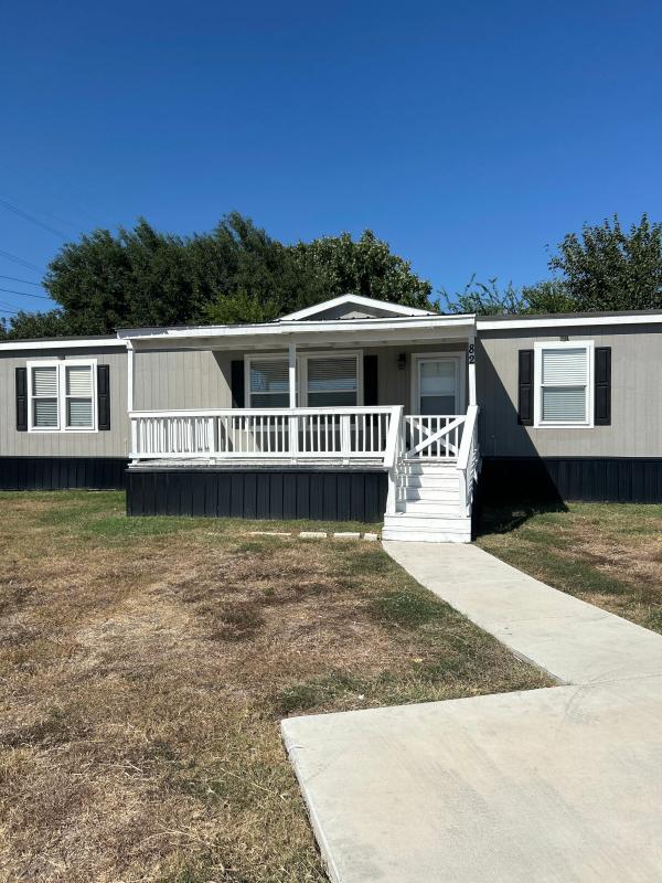 Photo 1 of 2 of home located at 7109 W Loop 1604N Lot #82 San Antonio, TX 78254