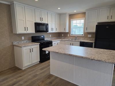 Mobile Home at 2734 E Murray Ct Highland, MI 48357