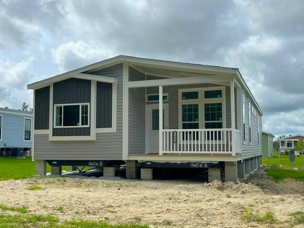 Photo 1 of 2 of home located at 5644 Woodford St Brooksville, FL 34601