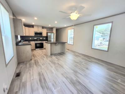 Photo 3 of 11 of home located at 10450 6 Mile Rd 285 Battle Creek, MI 49014