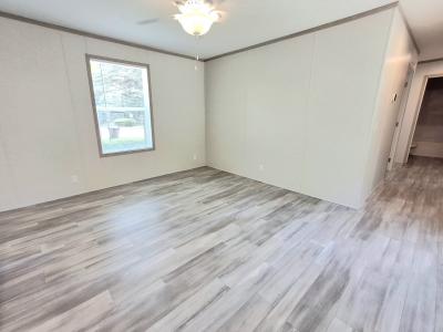 Photo 4 of 11 of home located at 10450 6 Mile Rd 285 Battle Creek, MI 49014