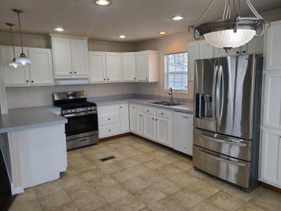 Photo 4 of 10 of home located at 5702 Angola Rd. #106 Toledo, OH 43615