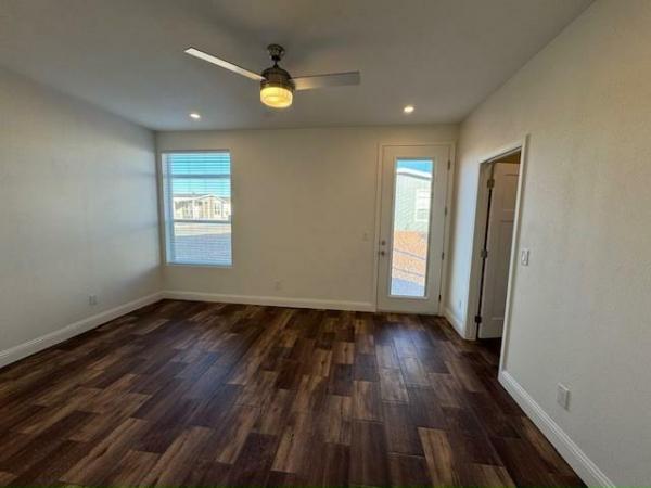 2025 Champion - Chandler Tucson Mobile Home