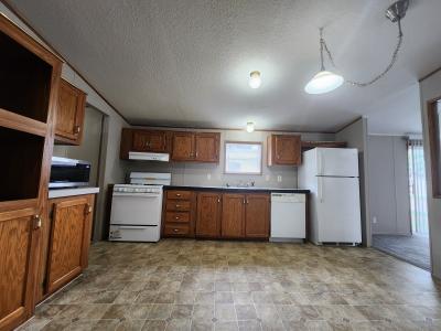Photo 4 of 14 of home located at 75 Suzanne Blvd. White Lake, MI 48386