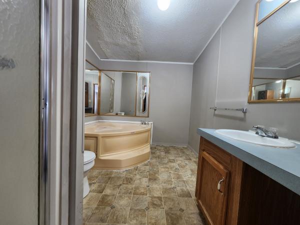 1996 Fleetwood Mobile Home
