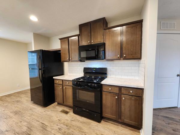 2021 Clayton - Middlebury Mobile Home