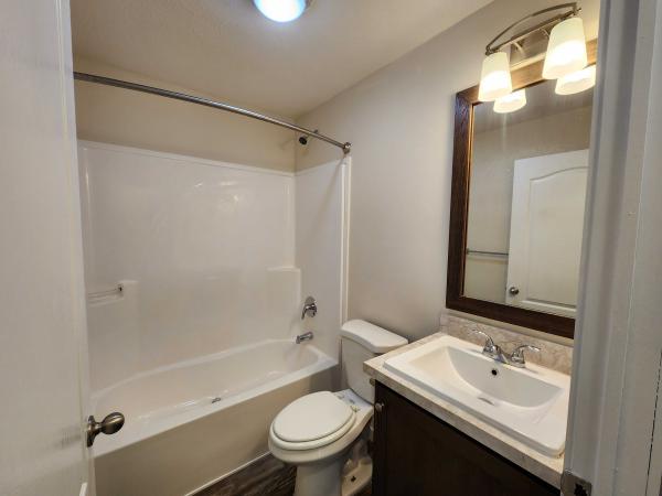 2021 Clayton - Middlebury Mobile Home