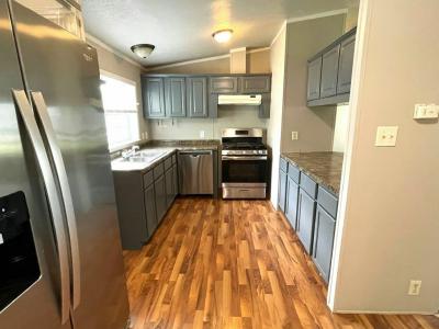 Mobile Home at 211 Zurich Drive Lynwood, IL 60411