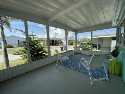 Photo 3 of 20 of home located at 960 Roseau Avenue Venice, FL 34285
