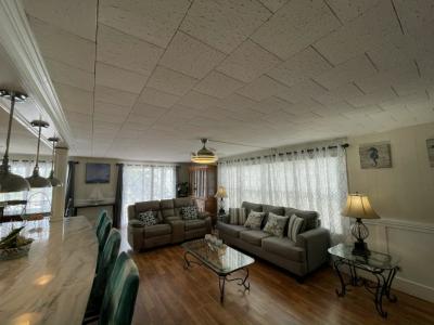 Photo 2 of 20 of home located at 912 Desirade Avenue Venice, FL 34285