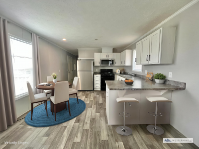 Photo 5 of 26 of home located at 3701 2nd St #385 #385 Coralville, IA 52241