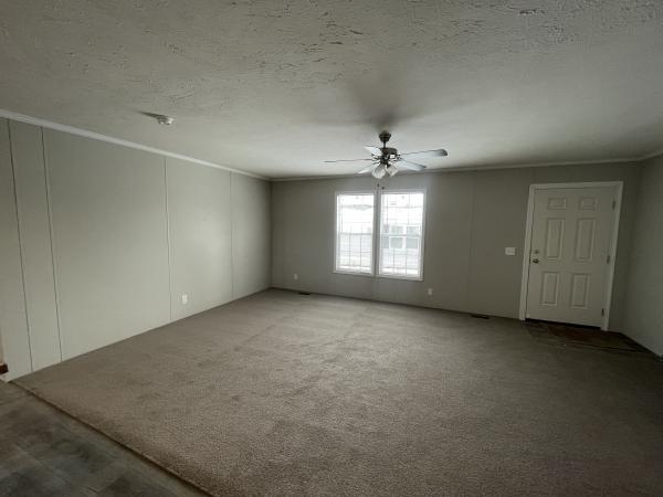 2025 Clayton 95PLH24563B Mobile Home