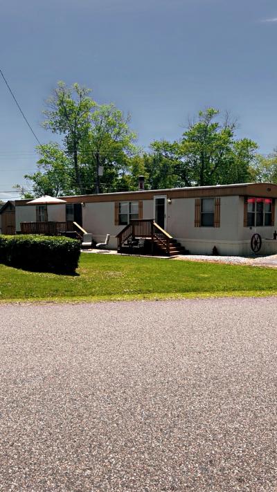 Photo 2 of 6 of home located at 422 Swift Street Prince George, VA 23875