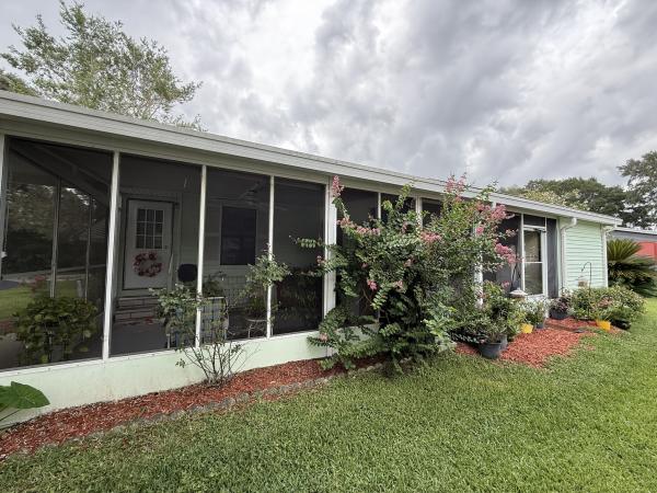 1989 TROP HS Mobile Home