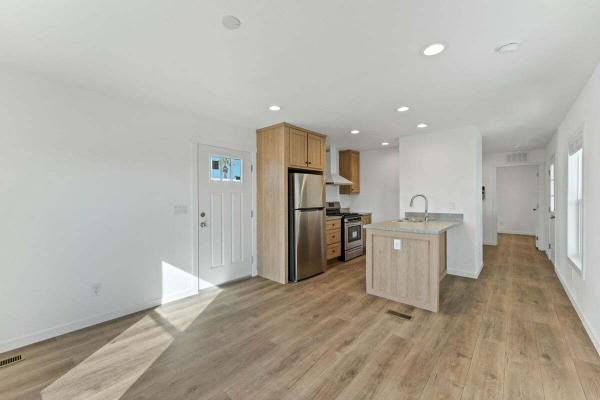 2023 51TMP14401AH23  Home