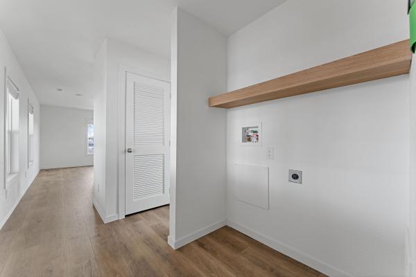 2023 51TMP14401AH23  Home