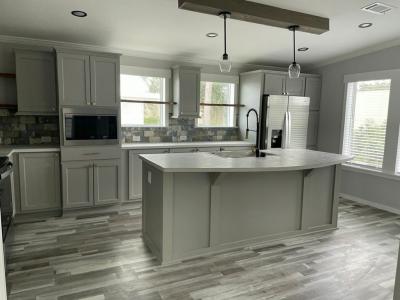 Photo 2 of 20 of home located at 747 Arbor Estate Way Plant City, FL 33565